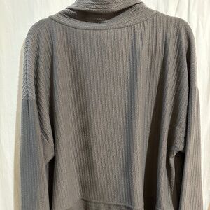 XL Tahari Sport gray oversized ribbed pullover